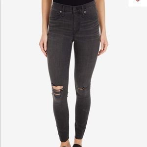 Madewell Black/Grey Ripped Jeans! Size 25